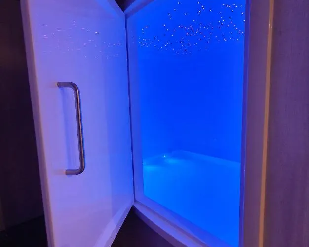 Float - Baltic Biggest Floating Center מלון ריגה