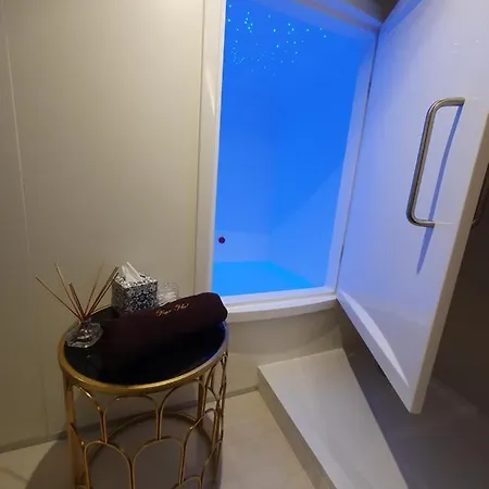 Hotel Float - Baltic Biggest Floating Center 5*