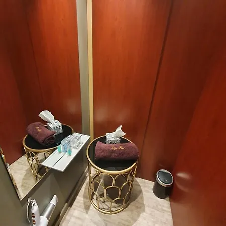 Float - Baltic Biggest Floating Center ריגה