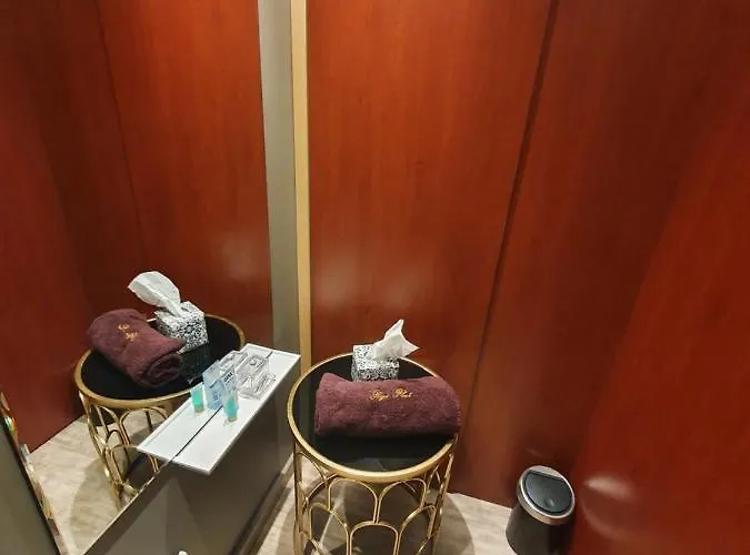 Float - Baltic Biggest Floating Center ריגה