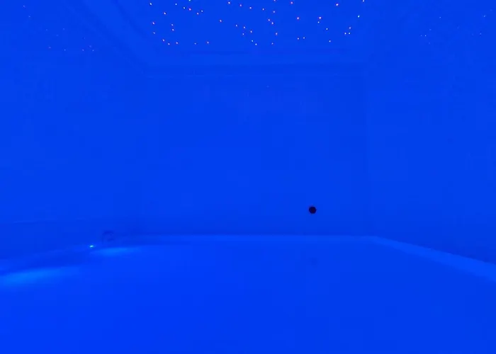 Float - Baltic Biggest Floating Center